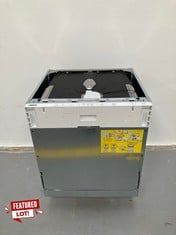 ZANUSSI DISHWASHER MODEL 13144880( DAMAGED) ( P.V.P 299,00€).