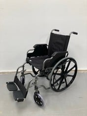 WHEELCHAIR MOBICLINIC FOLDING WHEELCHAIR MODEL DY01909B-43 ( INCÓMPLETA ) ( P.V.P 130,95€ ) .