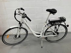 SWIFTY ROUTEMASTER HYBRID ELECTRIC BIKE - 7 SPEED SHIMANO - UP TO 25 MILES ON ONE CHARGE - KENDA TYRES - DISC BRAKES - DOUBLE WALL ALLOY RIMS - FOR ADULTS, COLOUR WHITE P.V.P 426,54€ (KEYS MISSING).