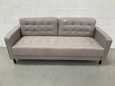 ZINUS BENTON SOFA COUCH, MID CENTURY, EASY ASSEMBLY WITHOUT TOOLS, TUFTED AND GRIDDED CUSHIONS, TAPERED LEGS, SOFA IN A BOX, STONE GREY (P.V.P 393€).