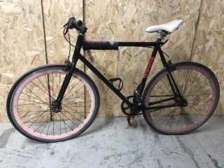 UNBRANDED BIKE (BLACK) (KEYS INCLUDED FOR BIKE LOCK) - MPSS3341813 (VAT ONLY PAYABLE ON BUYERS PREMIUM)