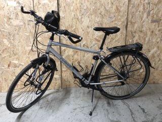 DAWES WINDERMERE BIKE (SILVER/GREY) - MPSS3341927 (VAT ONLY PAYABLE ON BUYERS PREMIUM)