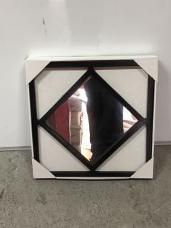 BOX OF 6 40 X 40CM DECOR MIRRORS IN BLACK