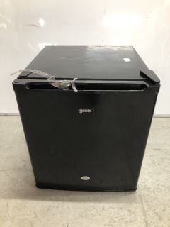 IGENIX 33 LITRE COUNTER TOP FREEZER WITH LOCK