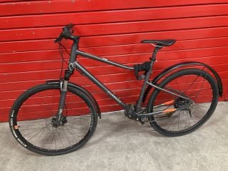 RIVERSIDE MOUNTAIN BIKE (VAT ONLY PAYABLE ON BUYERS PREMIUM)