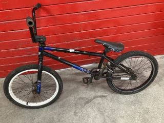 BLACK BMX BIKE (VAT ONLY PAYABLE ON BUYERS PREMIUM)