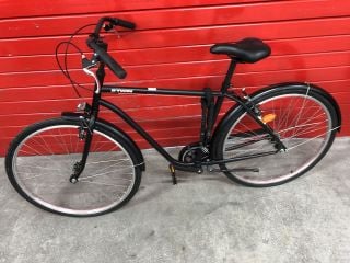 BTWIN BLACK BIKE (VAT ONLY PAYABLE ON BUYERS PREMIUM)