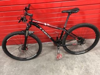 TREK MOUNTAIN BIKE (VAT ONLY PAYABLE ON BUYERS PREMIUM)