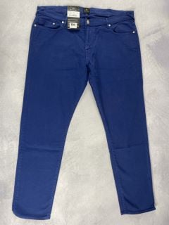 PAUL SMITH MEN'S TAPERED FIT JEAN. SIZE: 38, MADE FROM: 98% COTTON 2% ELASTANE - WOVEN PFD 9.5OZ. RRP: £100