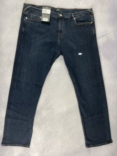 PAUL SMITH MEN'S STANDARD FIT JEAN. SIZE: 38, MADE FROM: 95% COTTON 3% POLYESTER 2% ELASTANE. RRP: £150