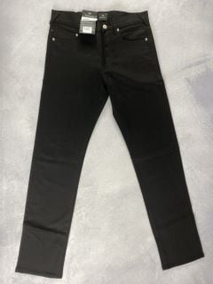 PAUL SMITH MEN'S STANDARD FIT JEAN. SIZE: 30, MADE FROM: 99% COTTON 1% POLYURETHANE. RRP: £130