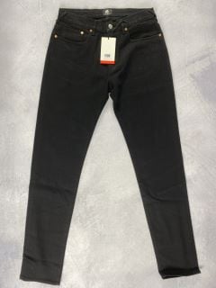 PAUL SMITH MEN'S TAPERED FIT JEAN. SIZE: 30, MADE FROM: 76% COTTON 22% POLYESTER 1% RAYON 1% POLYURETHANE - WOVEN BL. RRP: £120