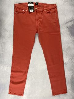 PAUL SMITH MEN'S SLIM STANDARD FIT JEAN. SIZE: 38, MADE FROM: 98% COTTON 2% ELASTANE. RRP: £125