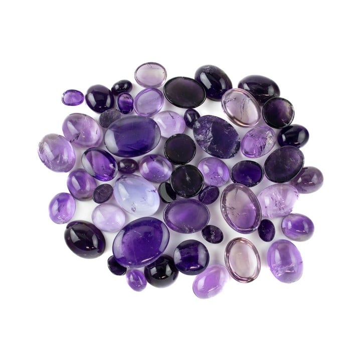 300.99ct Amethyst Cabochon Mixed-cut Parcel of Gemstones, mixed.  Auction Guide: £150-£200