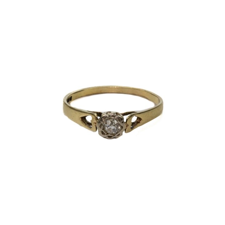 9ct Yellow Gold 0.20ct Diamond Old-cut Single Stone Heart Shoulders Ring, Size L½, 1.3g (VAT Only Payable on Buyers Premium)