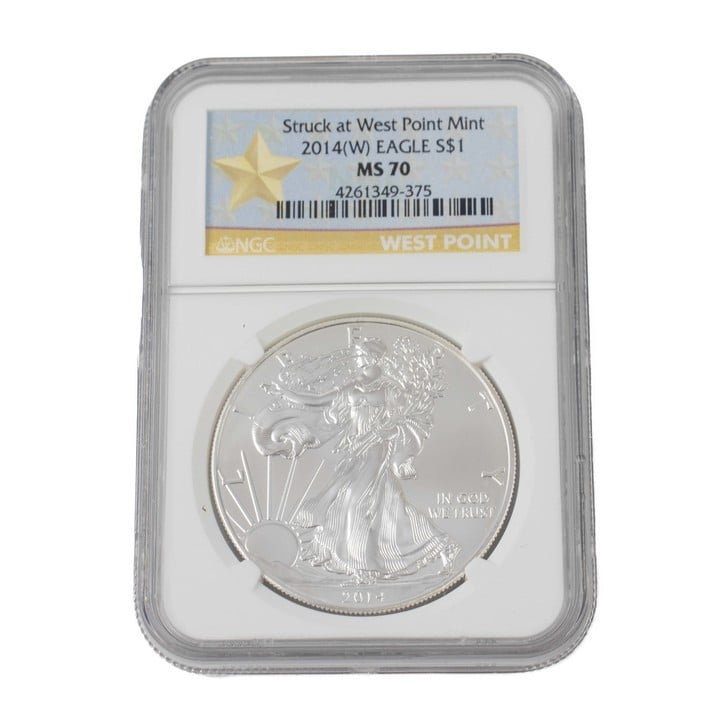 Silver .999 Eagle 2014 1oz One American Dollar Coin featuring Lady Liberty, 40mm, 31.1g. In Sealed Box (VAT Only Payable on Buyers Premium)