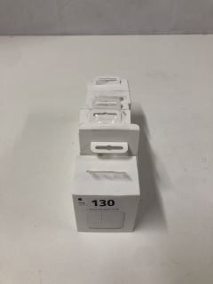 6 X APPLE POWER ADAPTERS INC. USB 12W APPLE ADAPTER