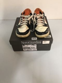 2 X SHOES TO INC NEROGIARDINI RIO COL CHAMPAGNE SHOES - SIZE 4