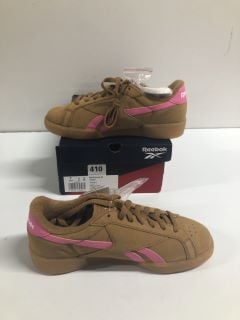 REEBOK CLUB C GROUNDS UK TENNIS SHOES - SIZE 6