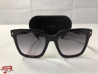 TOM FORD DAX SUNGLASSES - RRP.£270