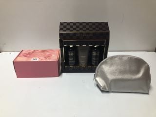 2 X GIFT SETS TO INC BAYLIS & HARDING GIFT SET