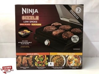 NINJA SIZZLE LOW SMOKE GRILL PLATE + FLAT PLATE MODEL: GR101UK - RRP.£129 (SEALED)