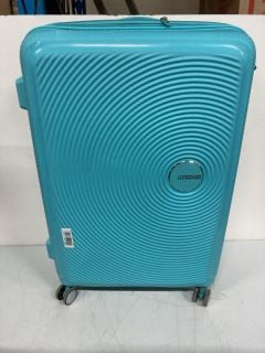 TRAVELLING SUITCASE