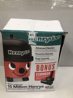 HENRY MICRO VACUUM CLEANER