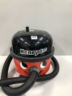 HENRY MICRO VACUUM CLEANER