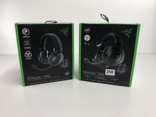 2 X RAZER GAMING HEADSETS