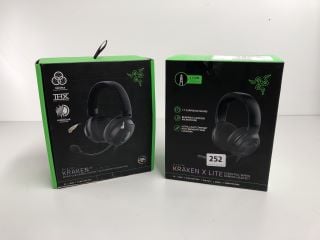 2 X RAZER GAMING HEADSETS