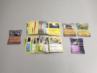 QTY OF POKÉMON CARDS