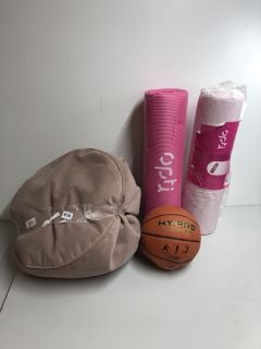 QTY OF SPORT ITEMS TO INC YOGA MAT