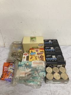 QTY OF PET ITEMS INC CESAR DOG FOOD