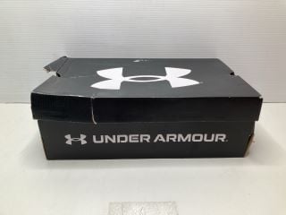 UNDER ARMOUR TRAINERS SIZE 14