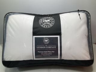 THE LYNDON COMPANY PREMIUM HOTEL PILLOW PAIR