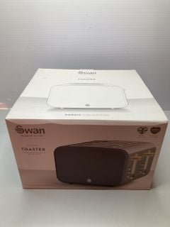 SWAN 4 SLICE TOASTER