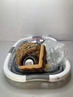 QTY OF ITEMS INC BELDRAY COLLAPSIBILE LAUDRY BASKET