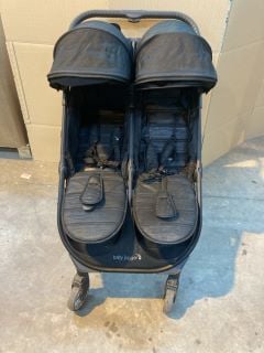 BABY JOGGER STROLLER