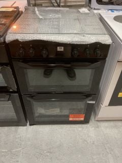 HOTPOINT DOUBLE OVEN GAS COOKER WITH LID MODEL NO: HDM67G0CCB RRP: £539.00