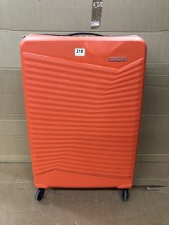 AMERICAN TOURISTER TRAVELLING SUITCASE