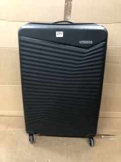 AMERICAN TOURISTER TRAVELLING SUITCASE