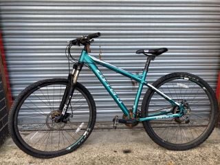 CARRERA HELLCAT MOUNTAIN BIKE (VAT ONLY PAYABLE ON BUYERS PREMIUM) (AP195/24)