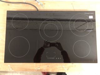 RUSSELL HOBBS 90CM ELECTRIC CERAMIC HOB MODEL NO: RH90EH7011