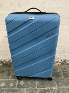 AMERICAN TOURISTER SUITCASE IN LIGHT BLUE