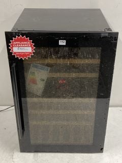 CDA INTEGRATED WINE COOLER MODEL: FWV902 RRP: £749 (SMASHED GLASS)