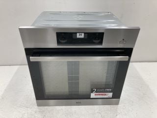 AEG 6000 SERIES BUILT-IN ELECTRIC SINGLE OVEN MODEL: BES355010M RRP: £298