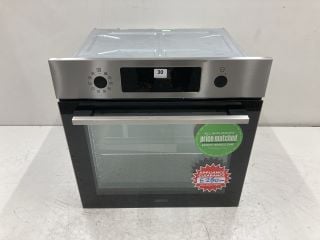 ZANUSSI SERIES 20 BUILT-IN ELECTRIC SINGLE OVEN MODEL: ZOPNX6X2 RRP: £460