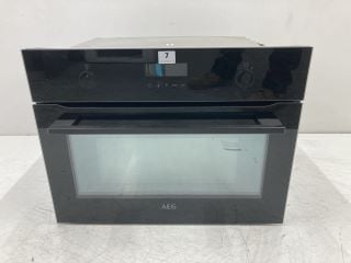 AEG BUILT-IN ELECTRIC COMBI-OVEN MODEL: KMK565060B RRP: £769