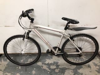 WHITE MTRAX PUSH BIKE (MPSS02766792)